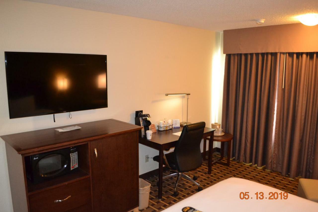 Best Western Overland Park Hotel Экстерьер фото